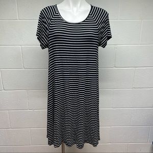Old Navy Black and White Striped Dress